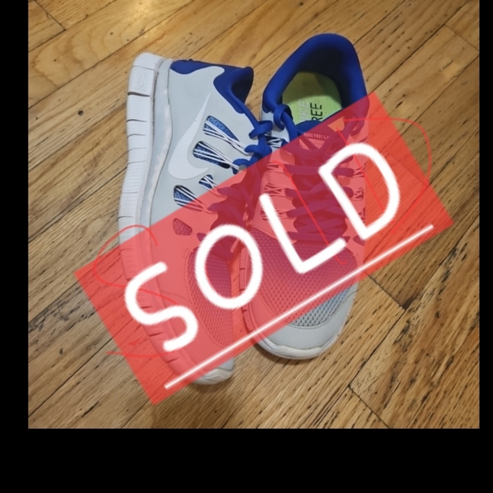 Nike Men's Blue and White Sneakers